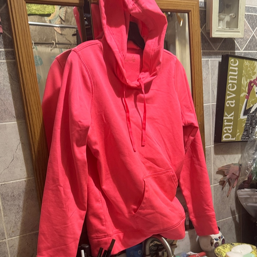 Xersion hoodie